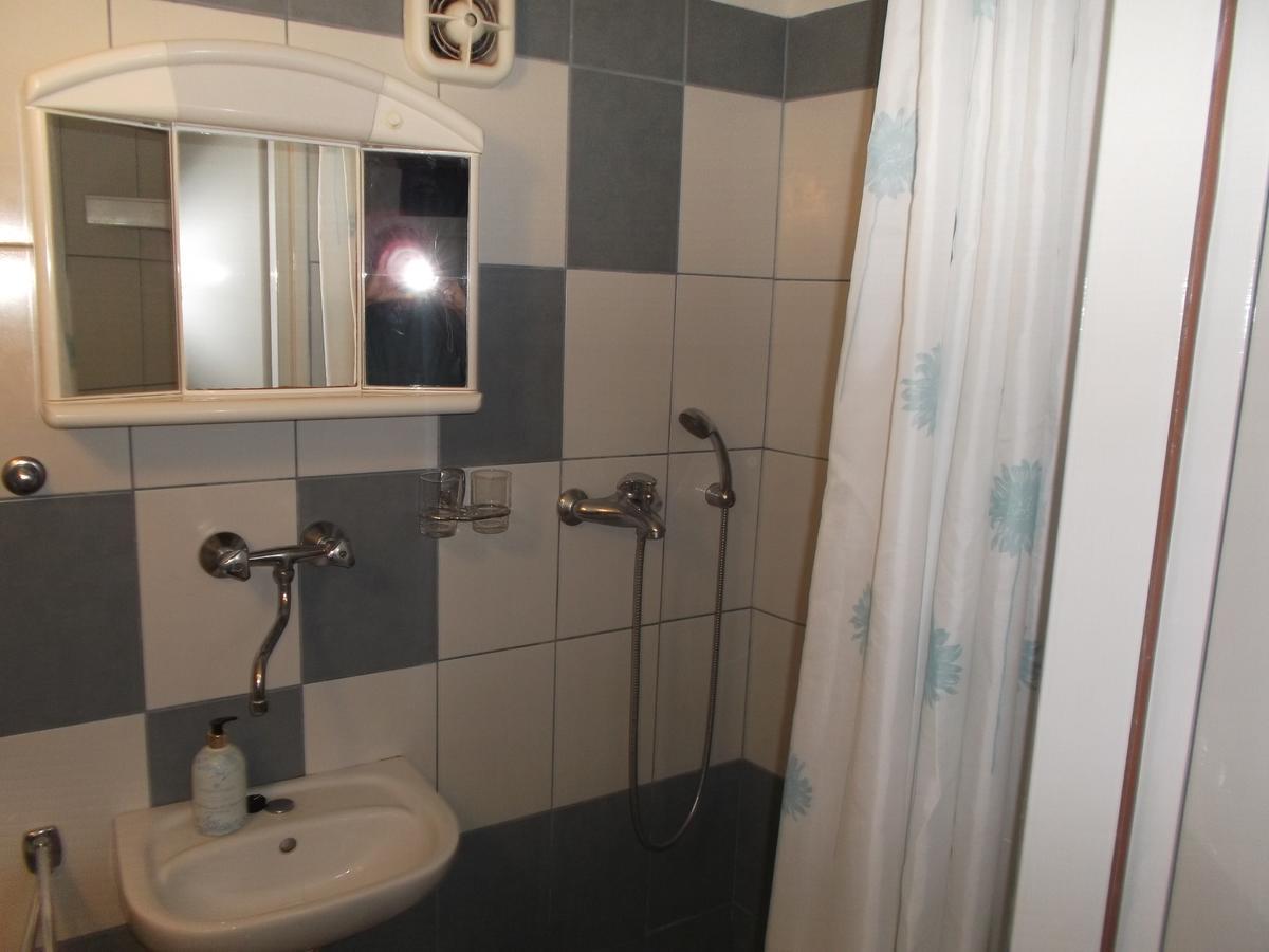 Neda Apartment Murter Ngoại thất bức ảnh