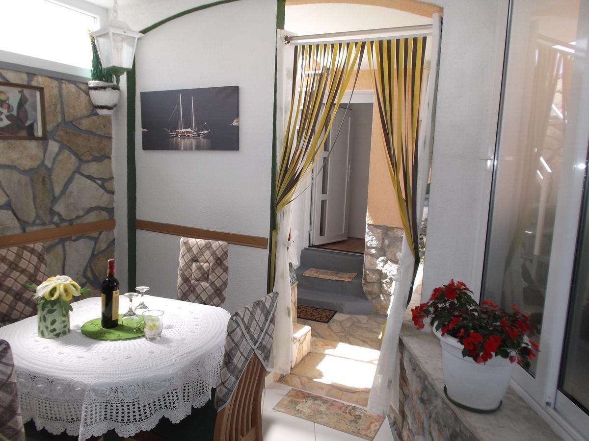 Neda Apartment Murter Ngoại thất bức ảnh